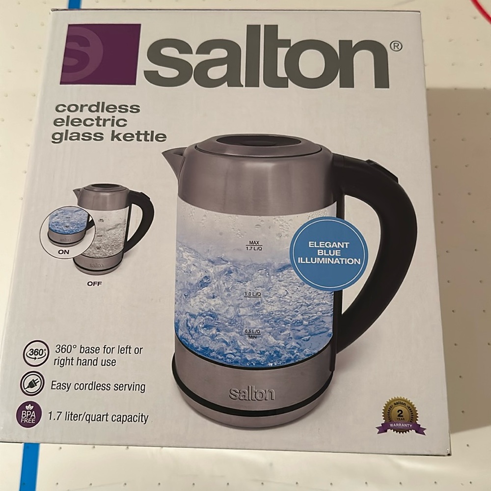 COPY - Salton cordless electric glass kettle